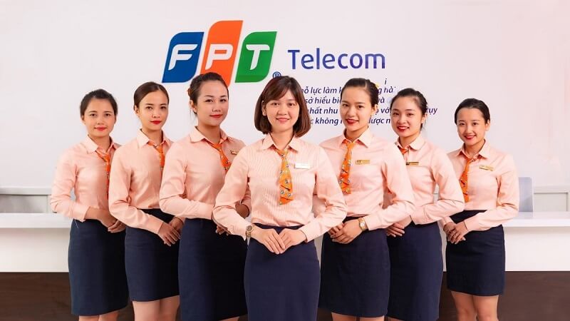 65efcc7c682be_fpt-telecom-ho-tro-cskh-24-7.jpg