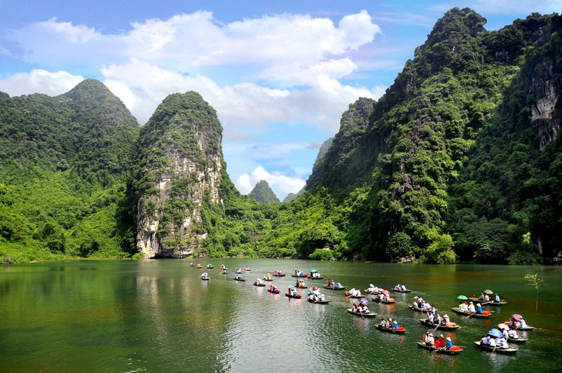 666fa071312b6_Nhu-cau-su-dung-internet-tai-Ninh-Binh.jpg