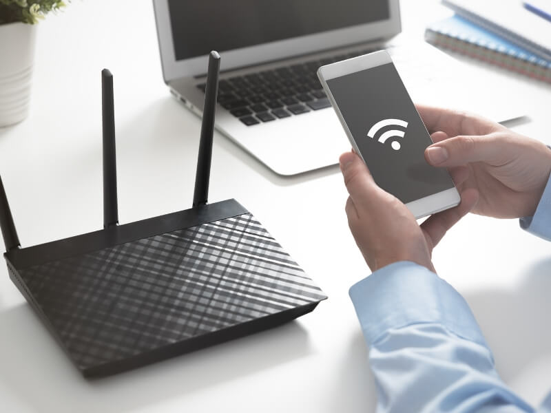 66f2379e0b1e1_modem-wifi-dat-sai-cach-gay-ra-loi-mang-tren-tivi.jpg